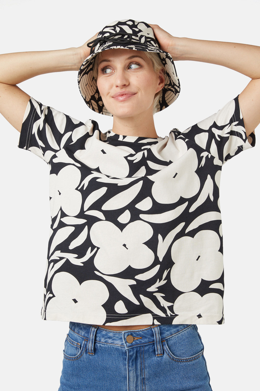 Gorman - Floral Snake Bucket Hat - black