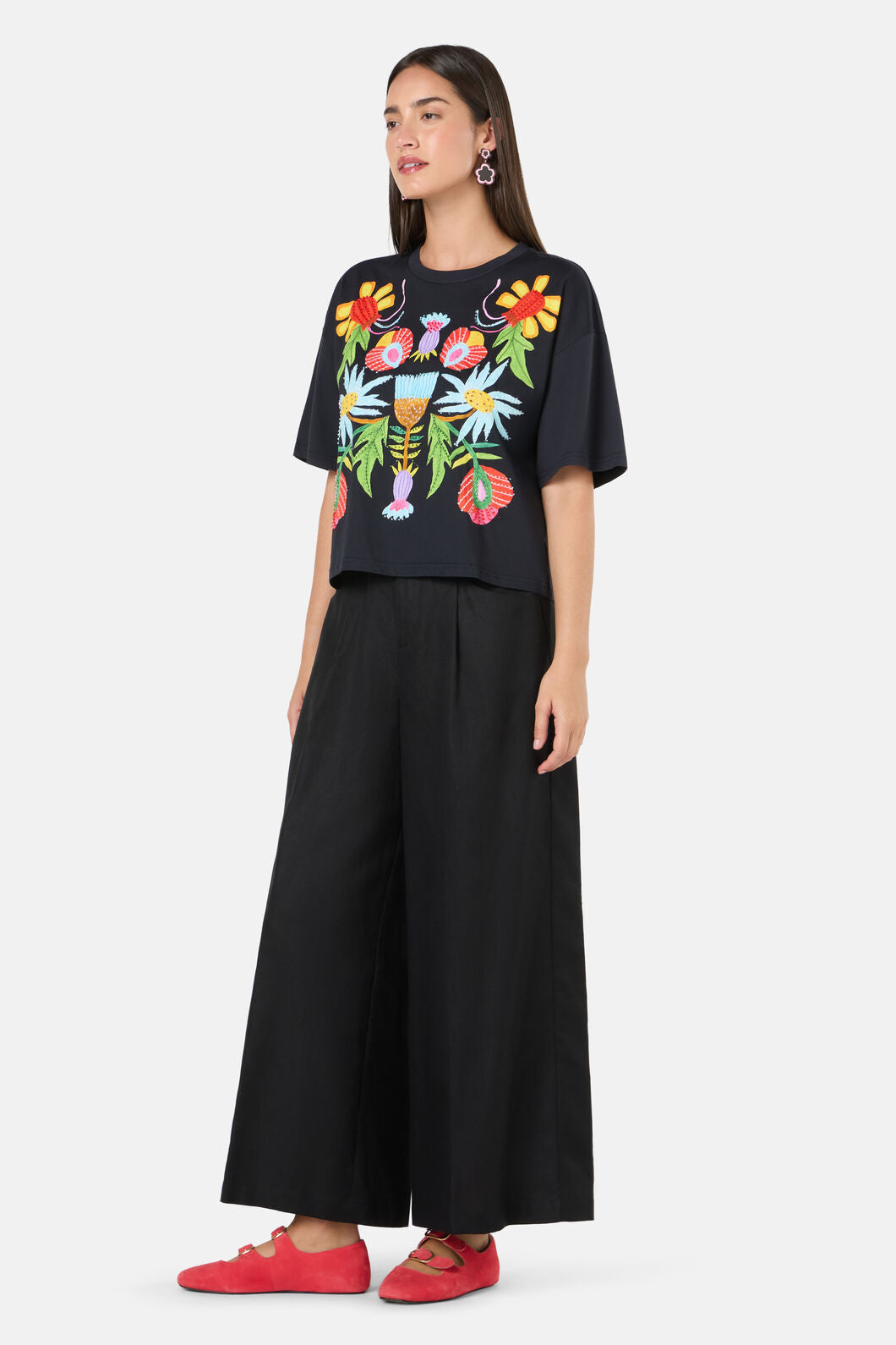 Gorman - Whimsical Blooms Print Relaxed Tee - black