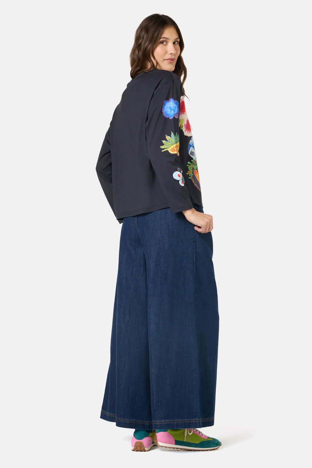 Gorman - Garden Table Long Tee - black