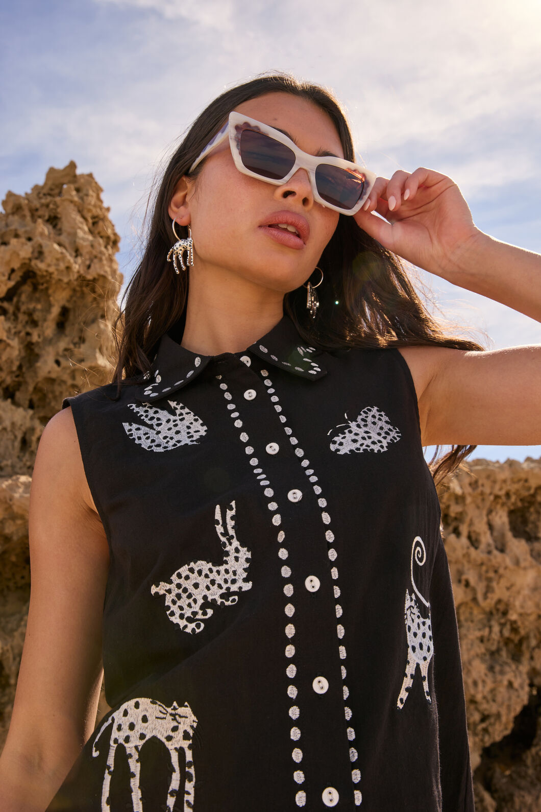 Gorman - Right Meow Embroidered Shirt - black