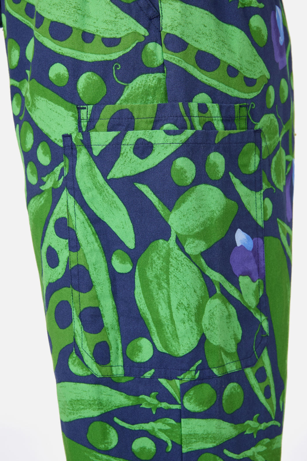 Gorman - Peas Everywhere Scrub Set - navy