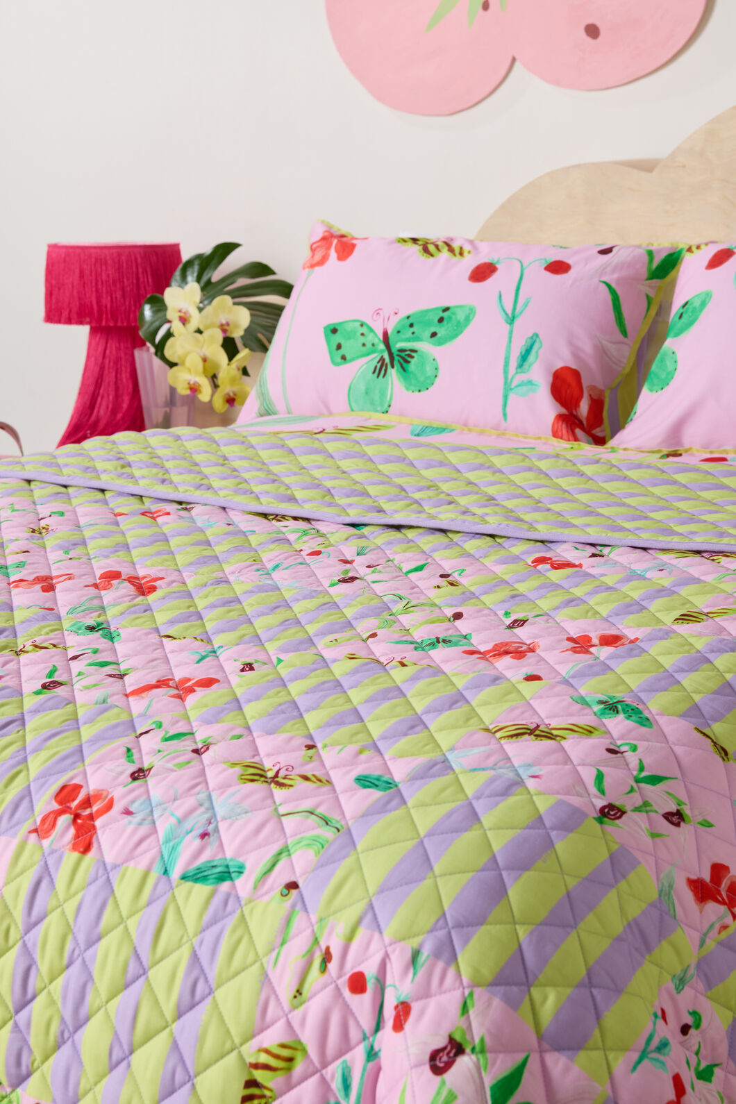 Gorman - Electric Eden Quilted Coverlet Q/K - print
