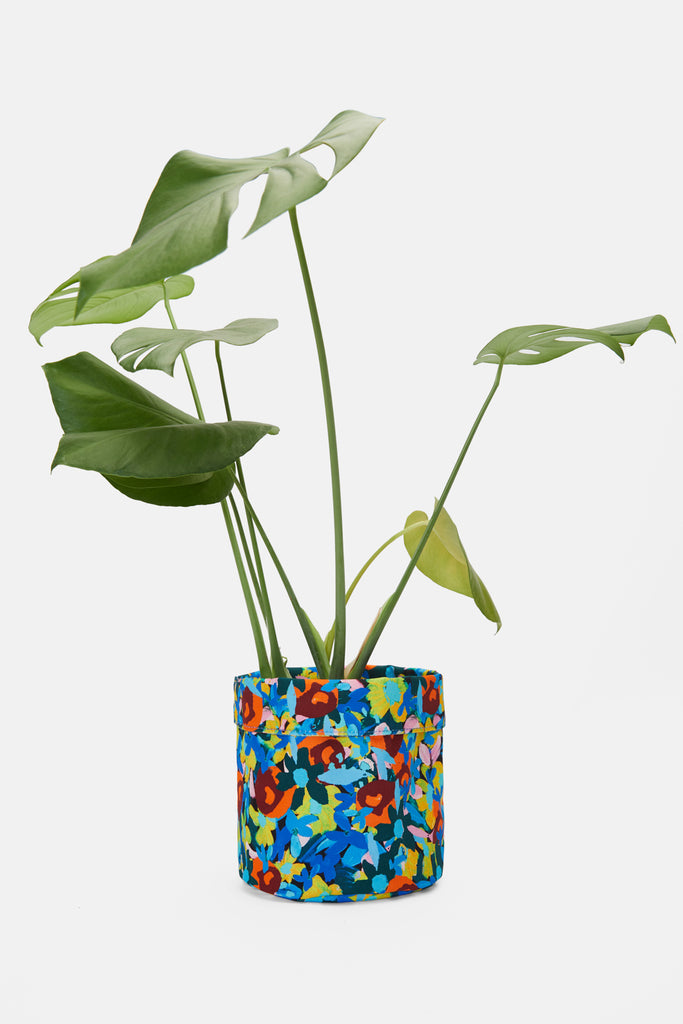 Painted Blossom Planter Med – Gorman