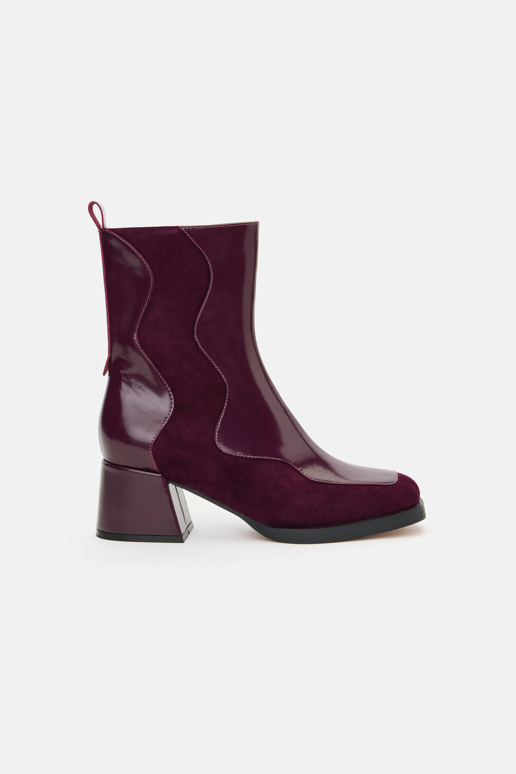 Gorman - Wavelength Boot Wine - wine