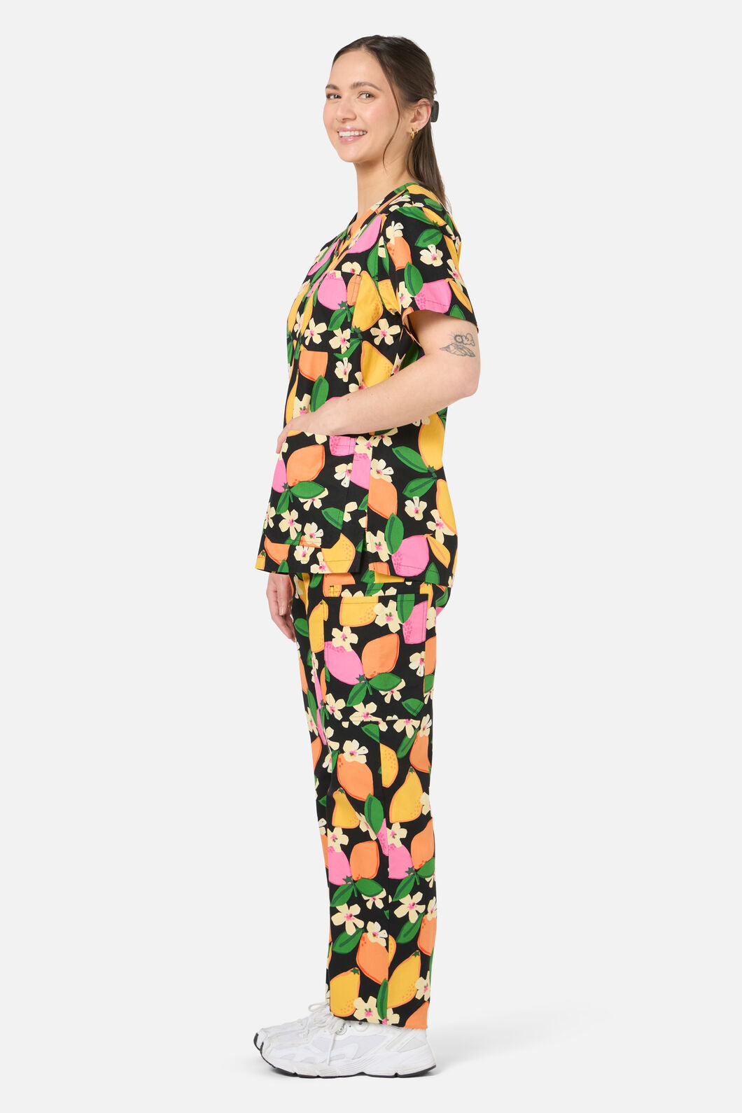 Gorman - Lemons scrub set - black